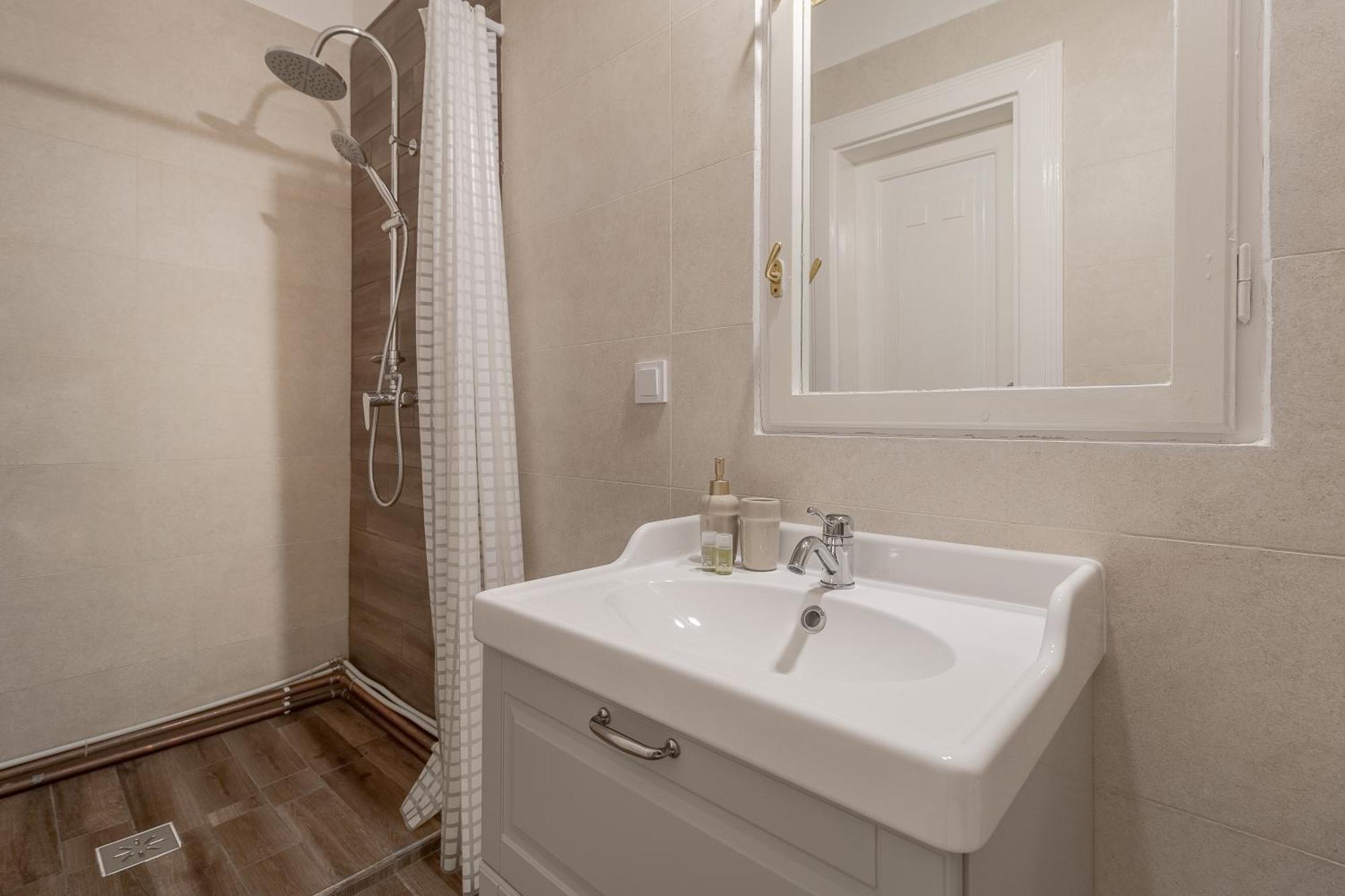 Apartament Ultracentral Alecsandri 1 Oradea Exterior photo